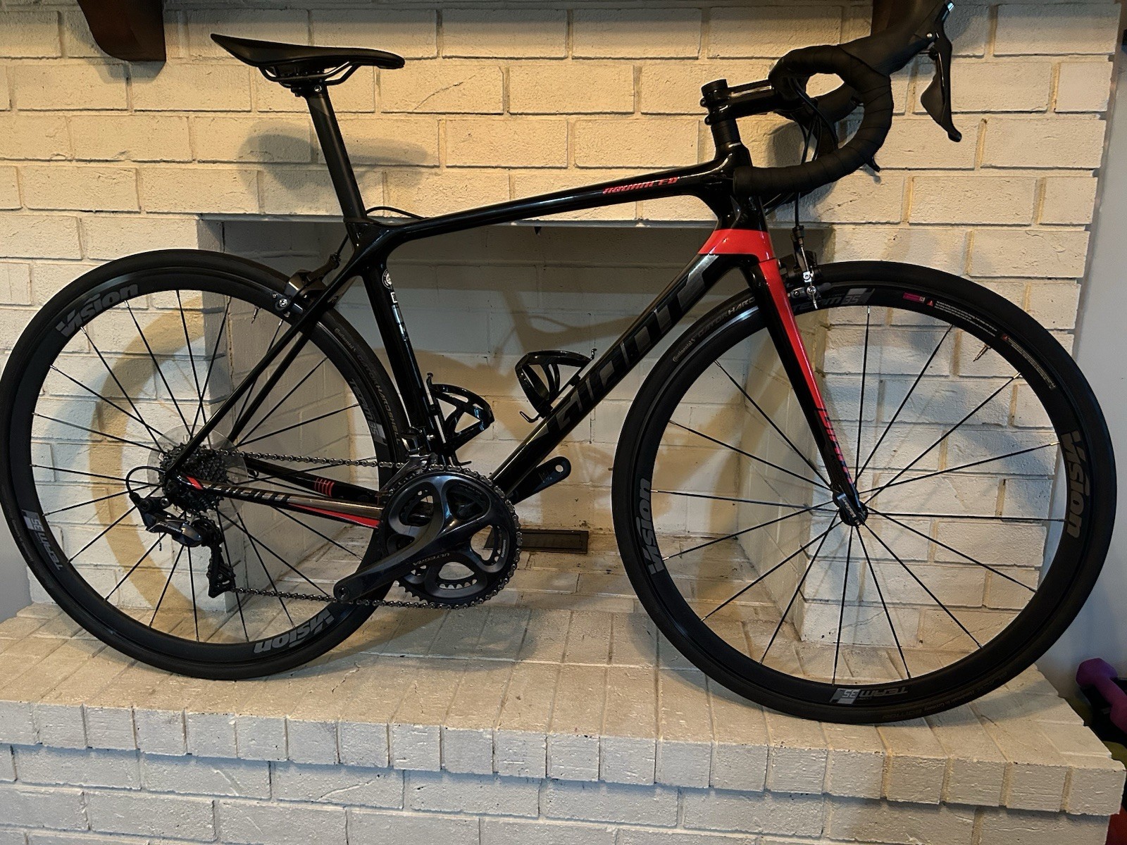 2019 Giant TCR Advanced Pro 0 – Carbon Road Bike – Ultegra – Power Meter