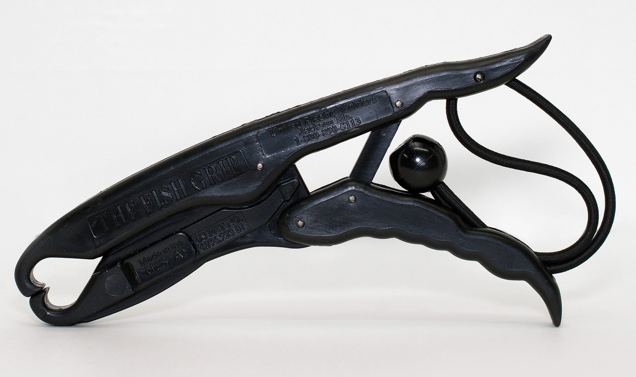 The Fish Grip ORIGINAL Fishing Pliers Lip Gripper Holder Floating Grabber