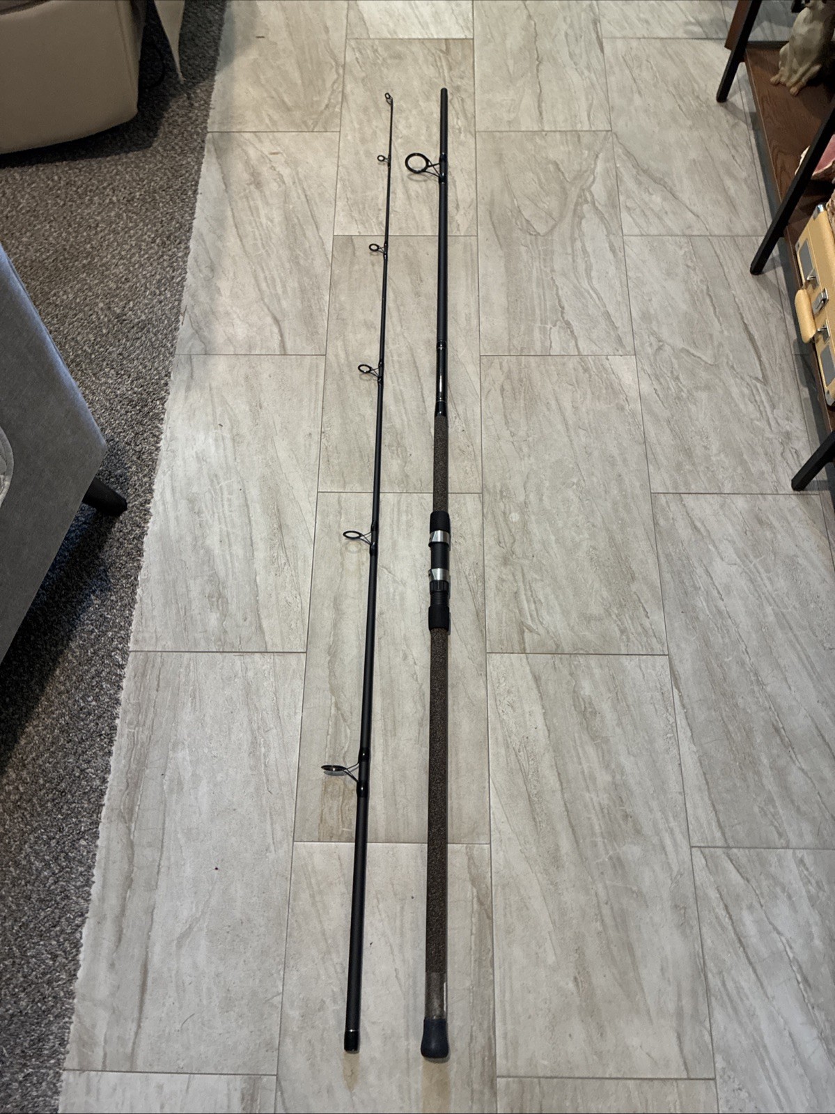 Okuma Longitude 12’ Surf Spinning Rod 2-Piece LC-S-1202H-1 Heavy, Good Used Cond